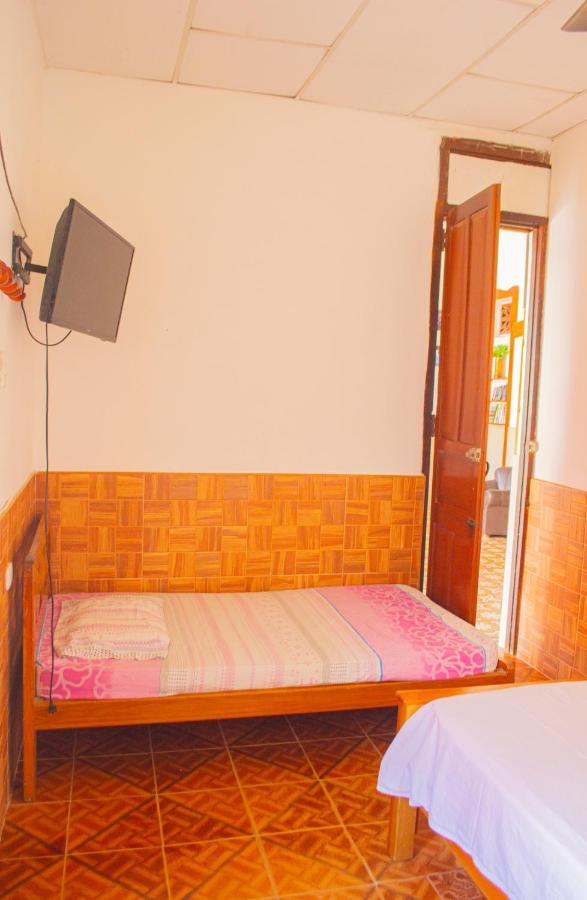 Hostal Maranatha Санта-Марта Экстерьер фото