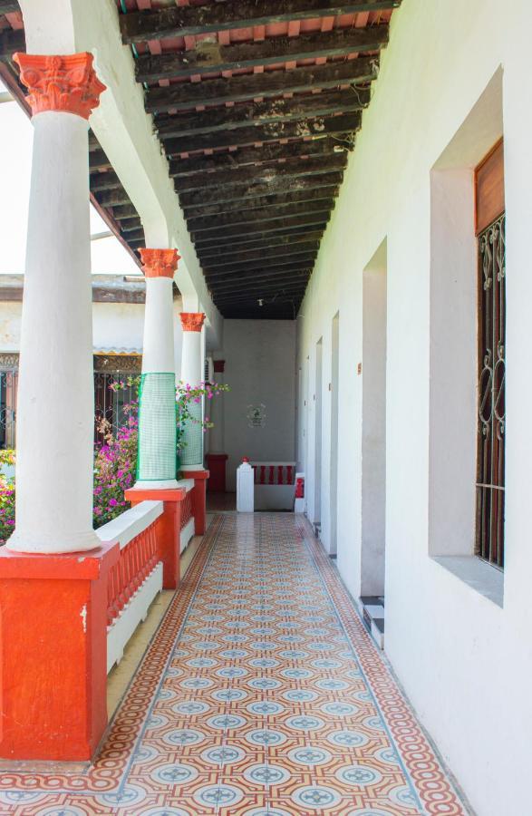 Hostal Maranatha Санта-Марта Экстерьер фото