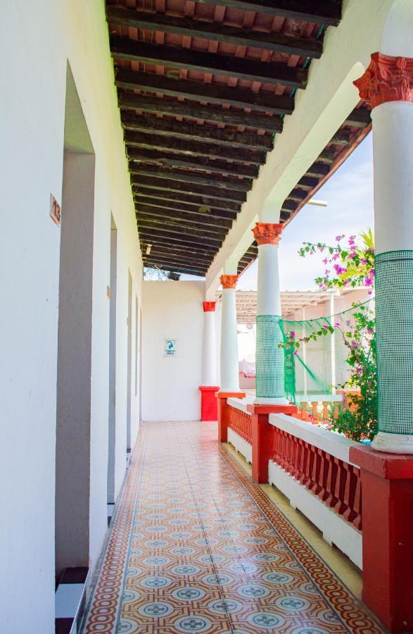 Hostal Maranatha Санта-Марта Экстерьер фото