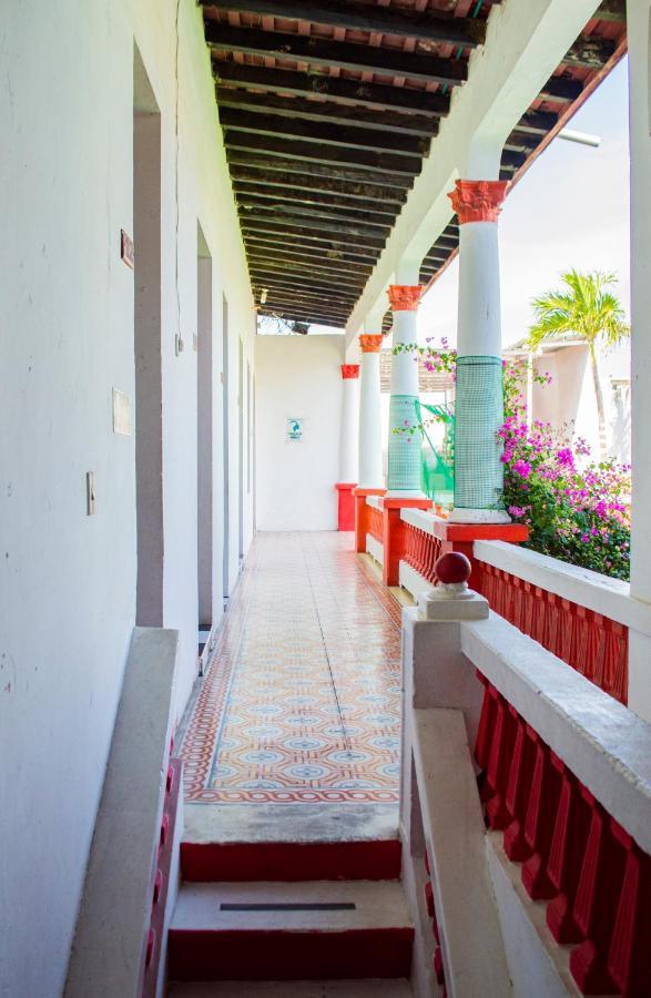 Hostal Maranatha Санта-Марта Экстерьер фото